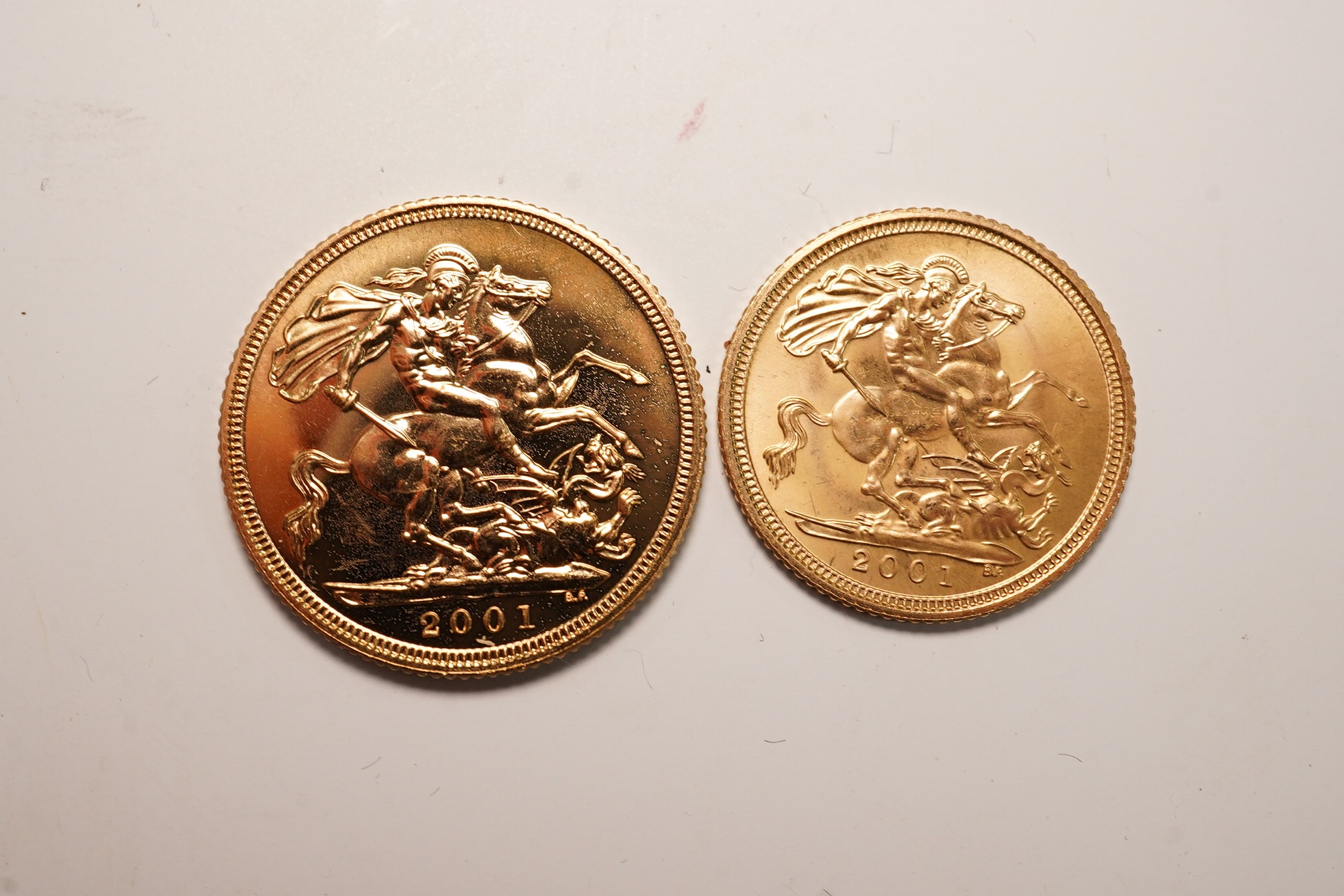 British gold coins, QEII, sovereign and half sovereign, both 2001